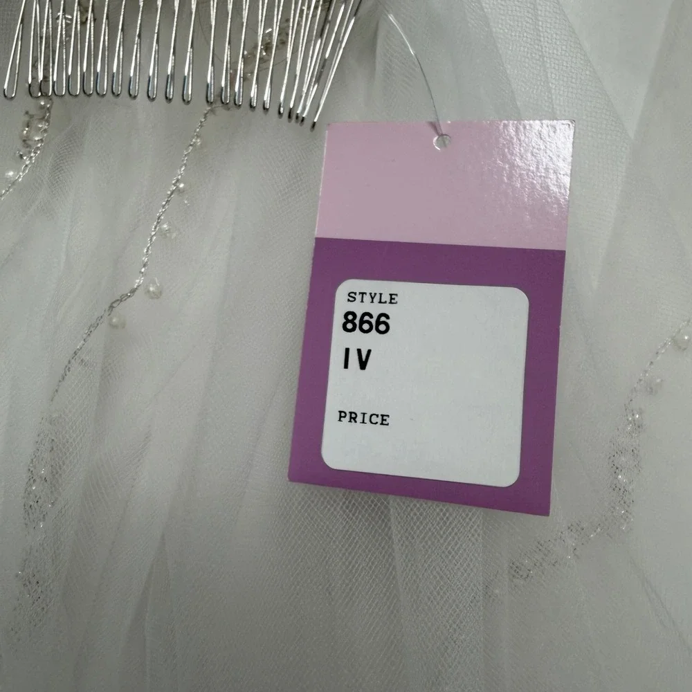 ELENA Bridal Wedding Veil Ivory Beaded Tulle Scalloped Women's OS New Comb